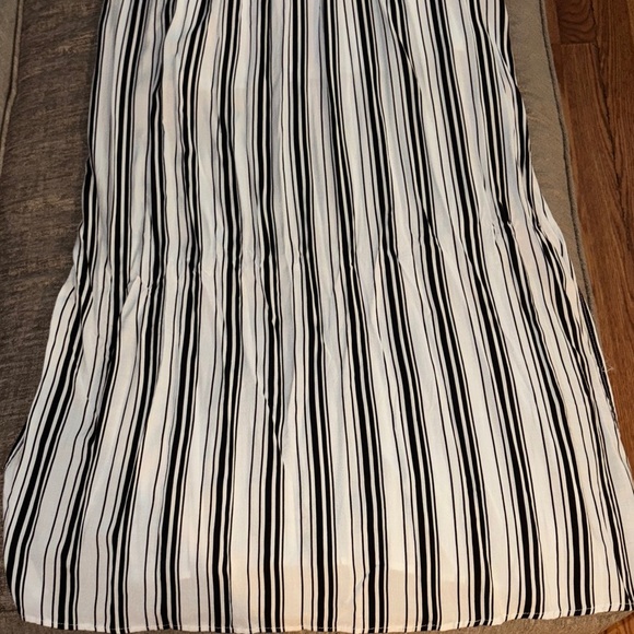 Mod Ref Black and White Striped Maxi Dress - Picture 2 of 8